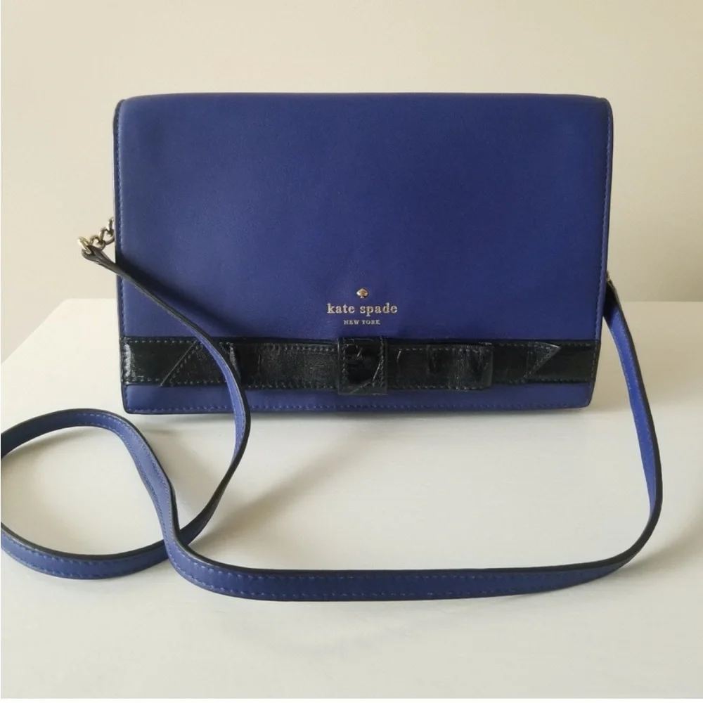 Kate Spade Leather Crossbody with Patent Bow Envelope Crossbody bag